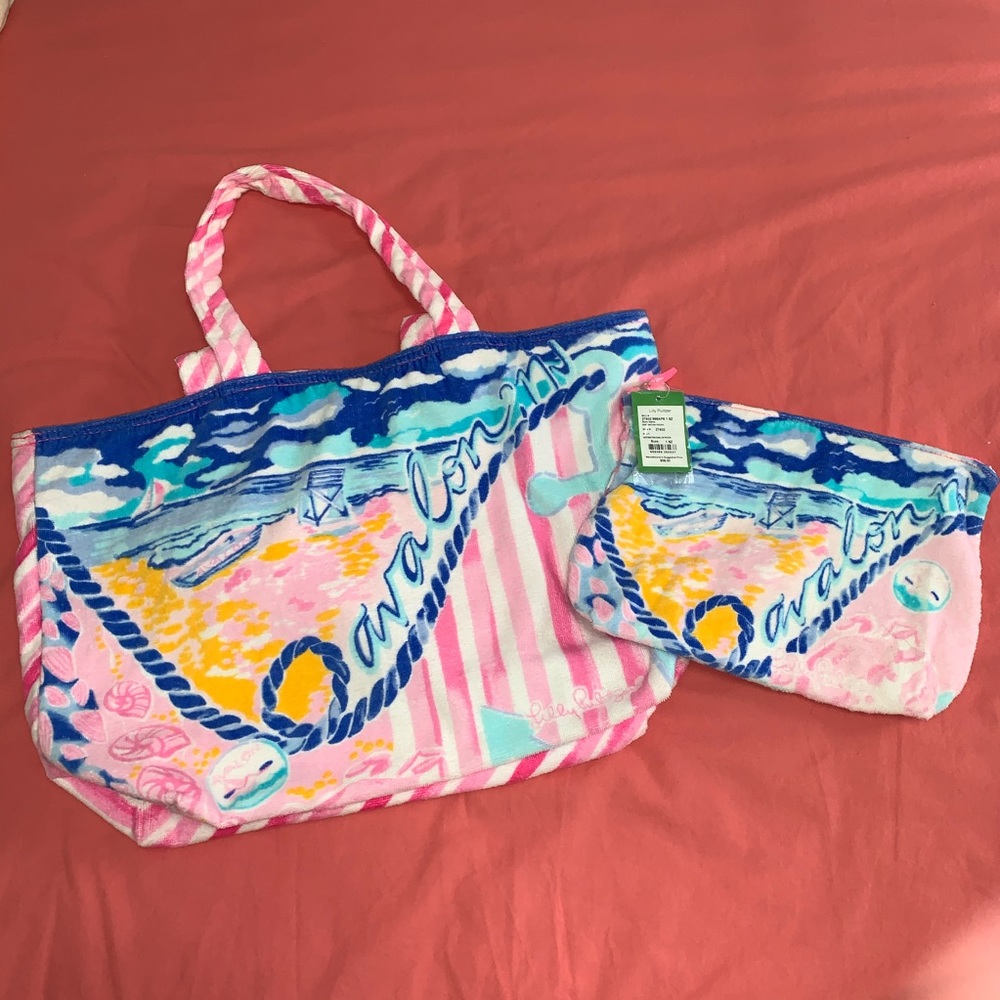 Lilly Pulitzer Destination Avalon Tote & Pouch